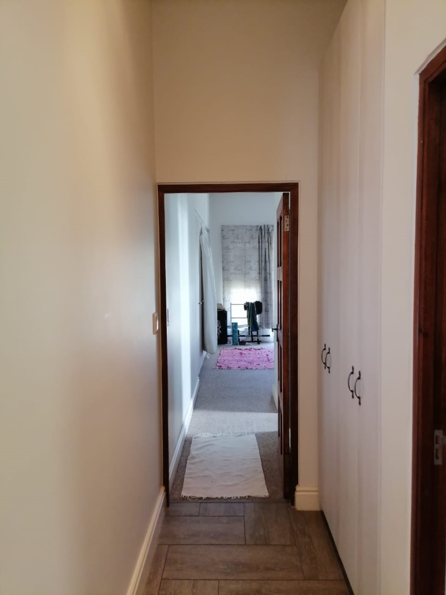 To Let 3 Bedroom Property for Rent in Croydon Olive Estate Western Cape